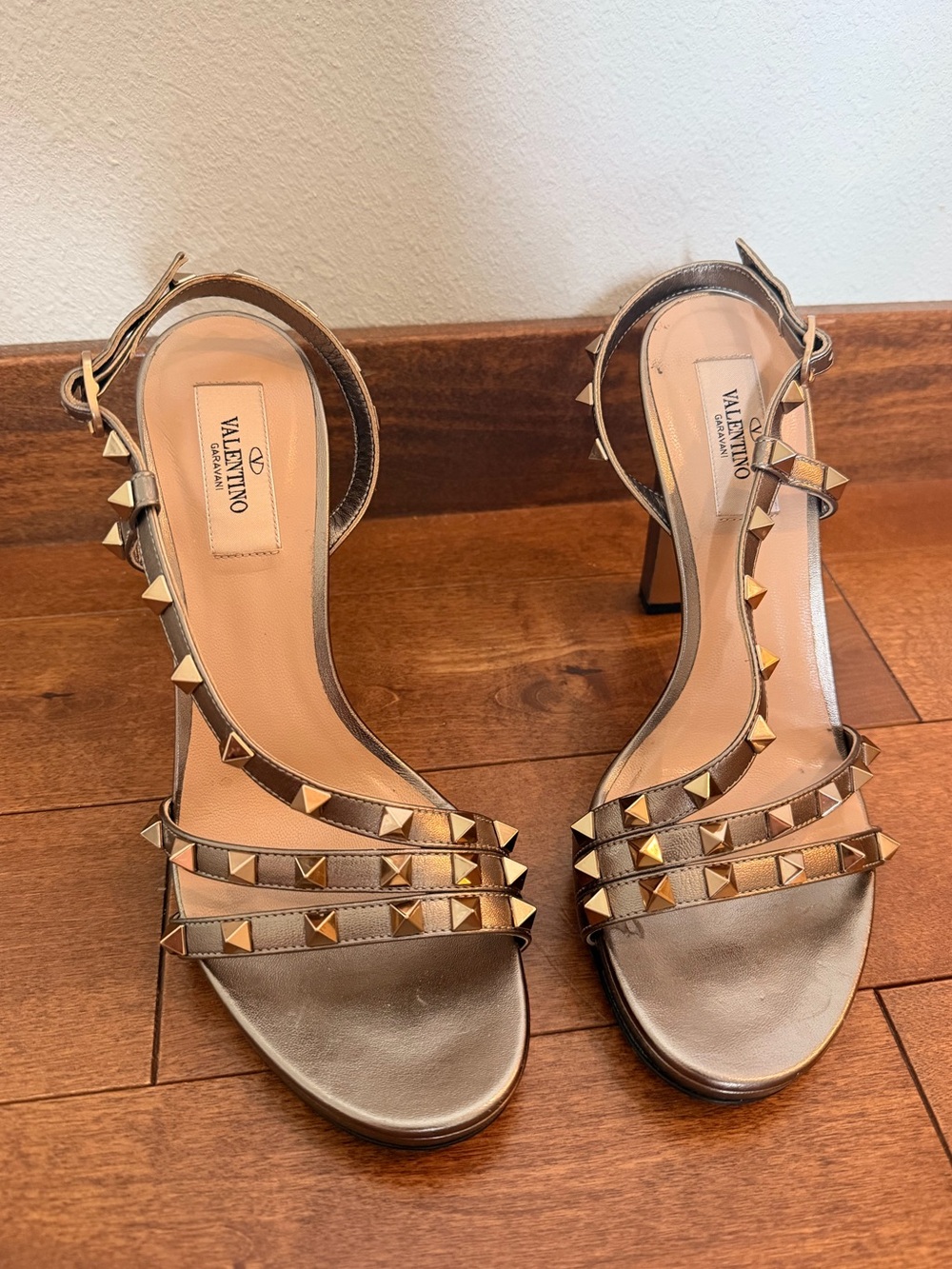 Metallic Nappa Rockstud Slingback High Heel Sandals 38 Sasso Size 38.5 / 8-8.5